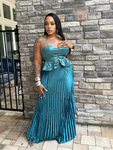 Load image into Gallery viewer, EMERALD ELEGANCE PLEATED SKIRT SET
